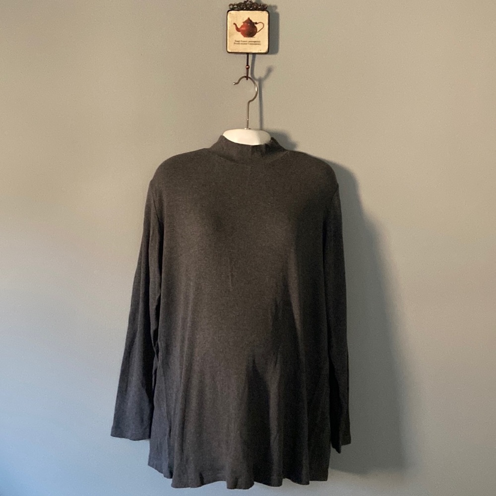 In Due Time Stretch Mock Turtleneck Maternity Top Size L